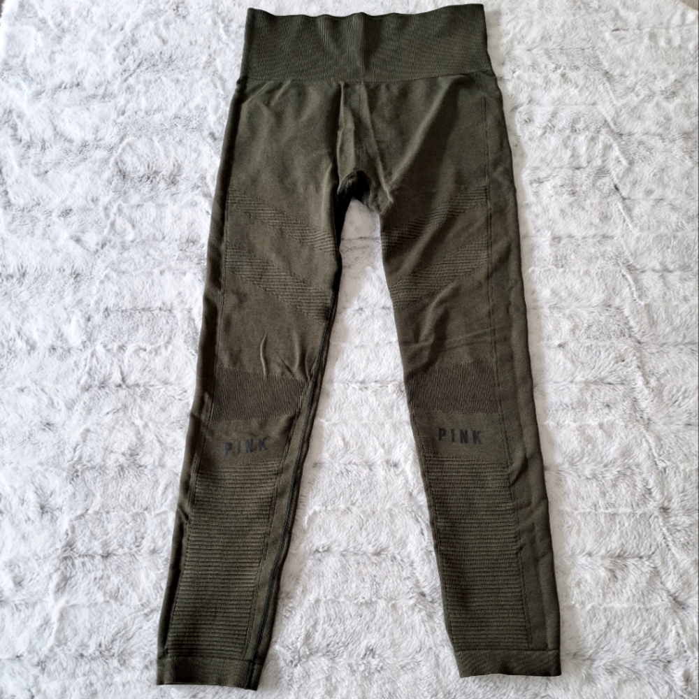Victoria Secret PINK Ultimate olive green sport ankle length leggings. Size L.